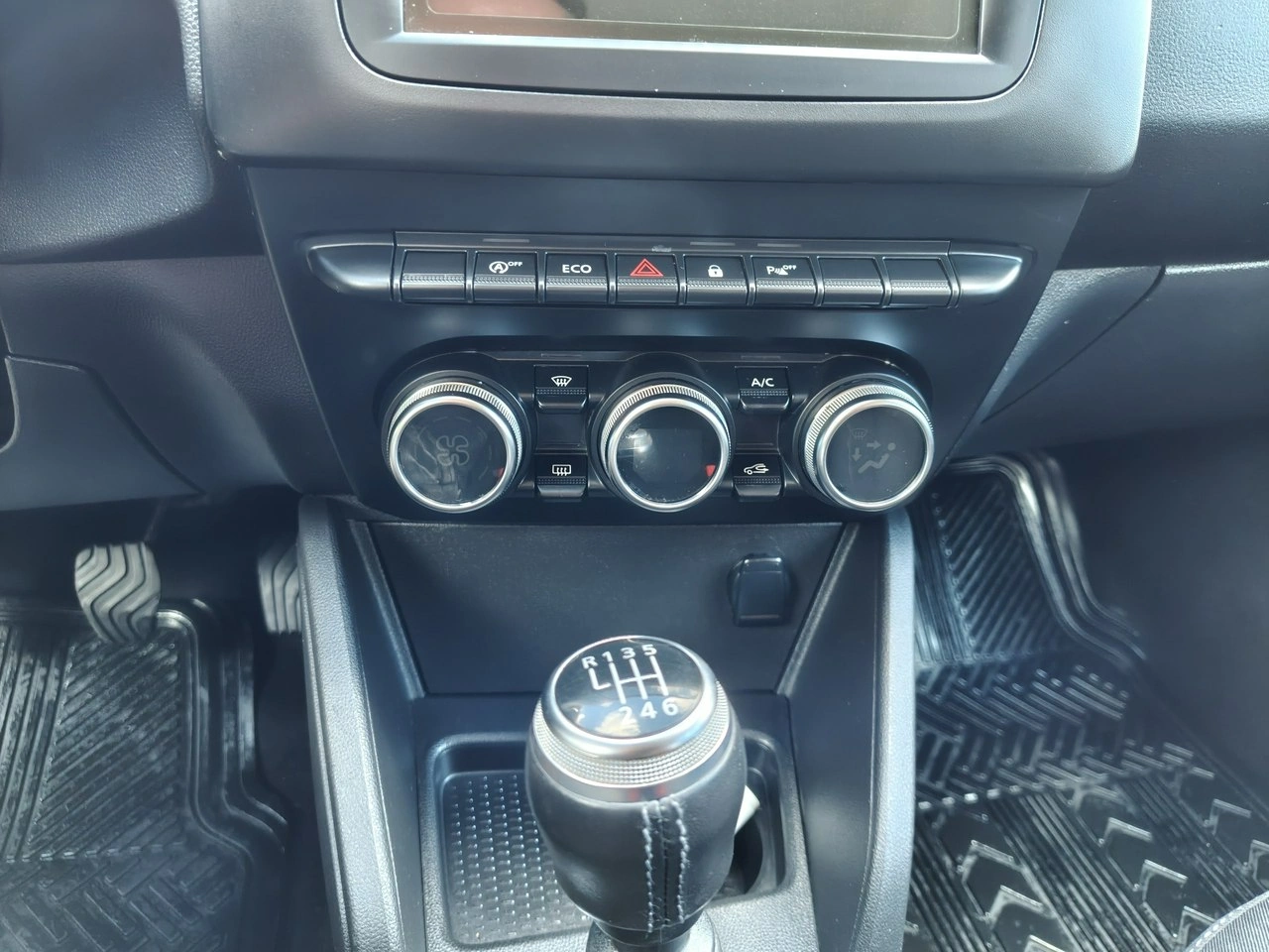 Dacia Duster - Zdjęcie 11