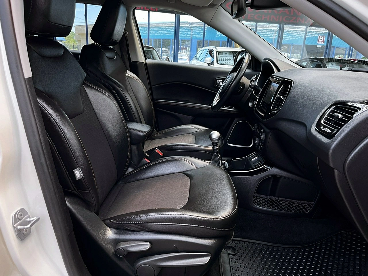 Jeep Compass - Zdjęcie 10