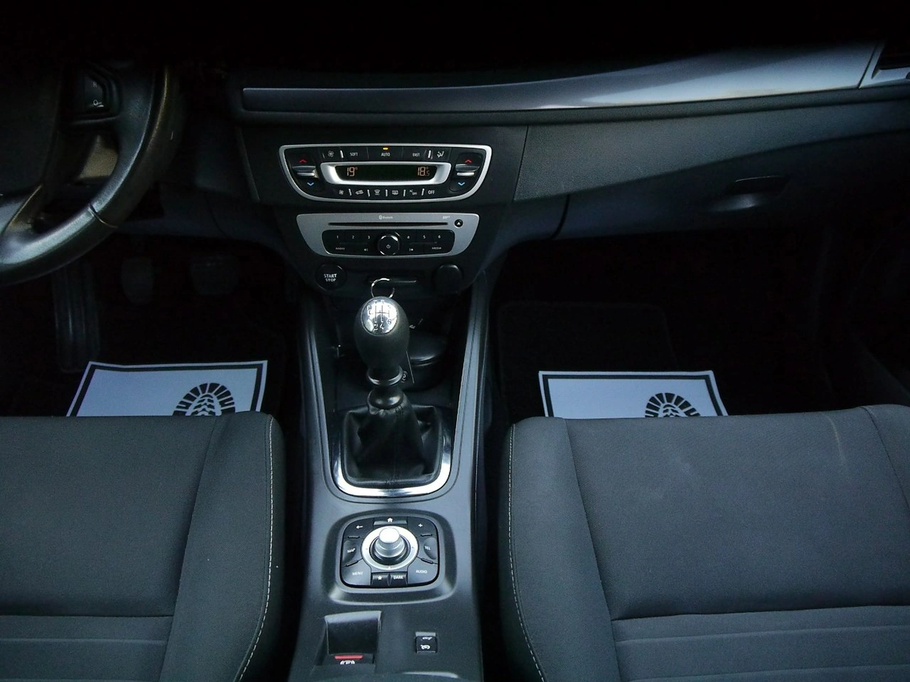 Renault Megane - Zdjęcie 24