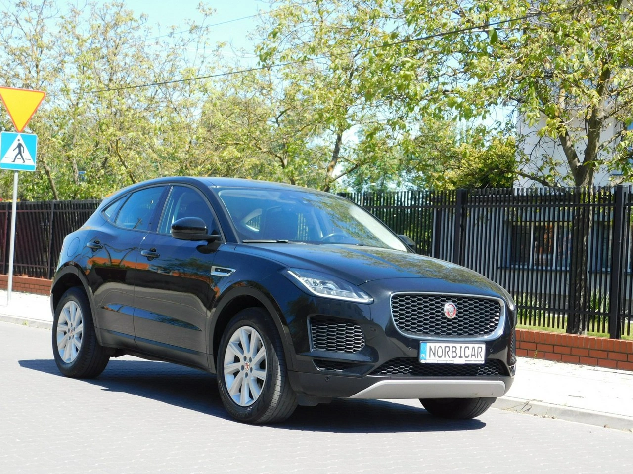 Jaguar E-Pace - Zdjęcie 1
