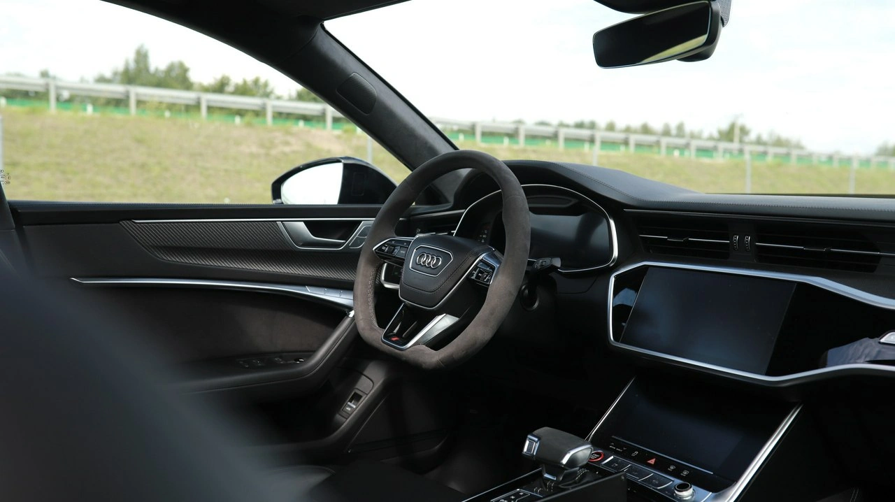 Audi RS7 - Zdjęcie 18