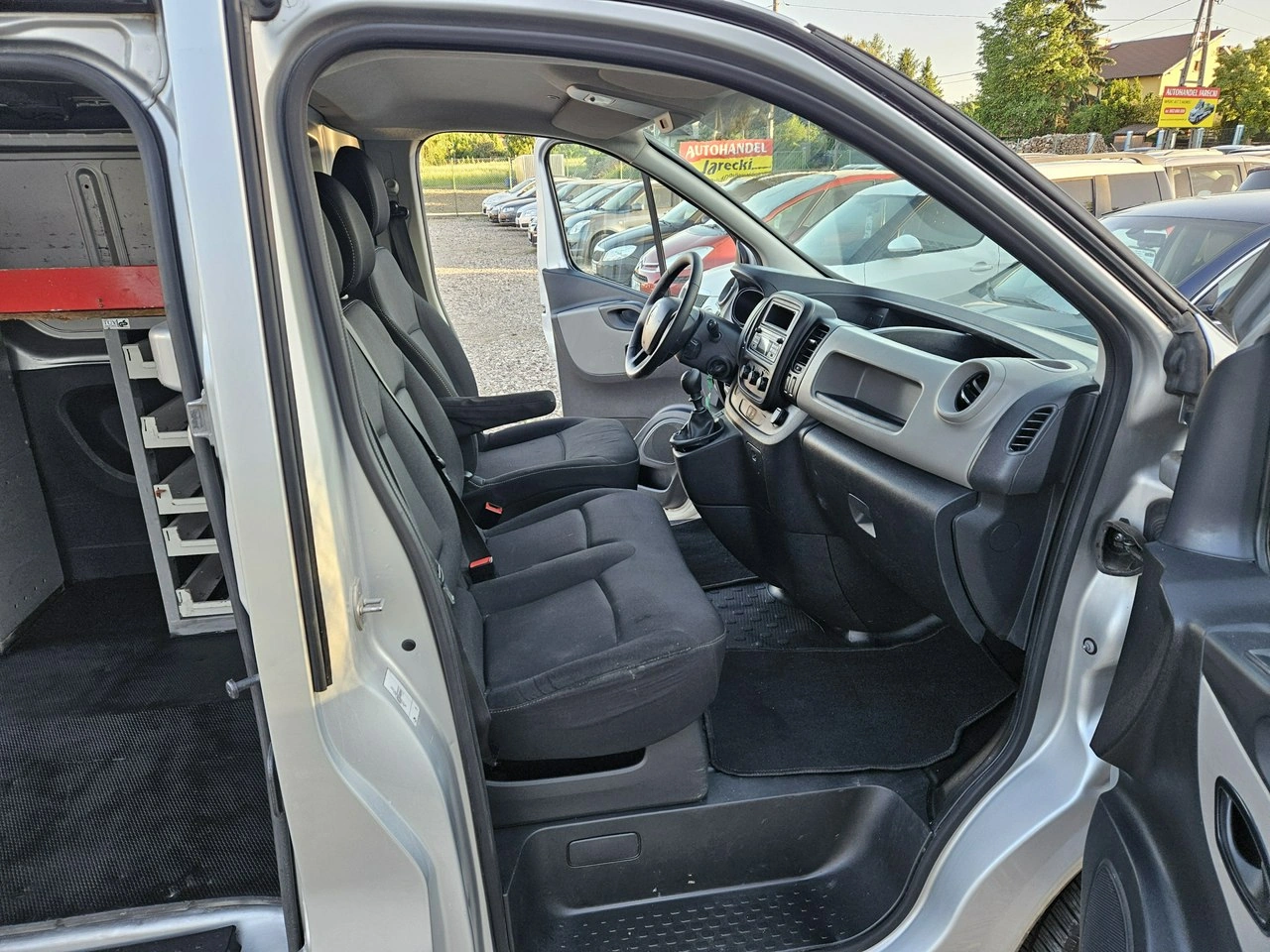 Renault Trafic - Zdjęcie 8