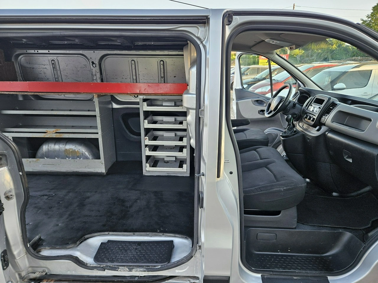 Renault Trafic - Zdjęcie 9