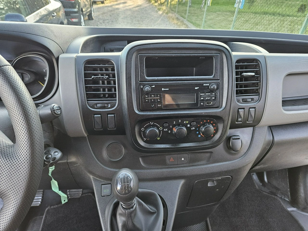 Renault Trafic - Zdjęcie 12