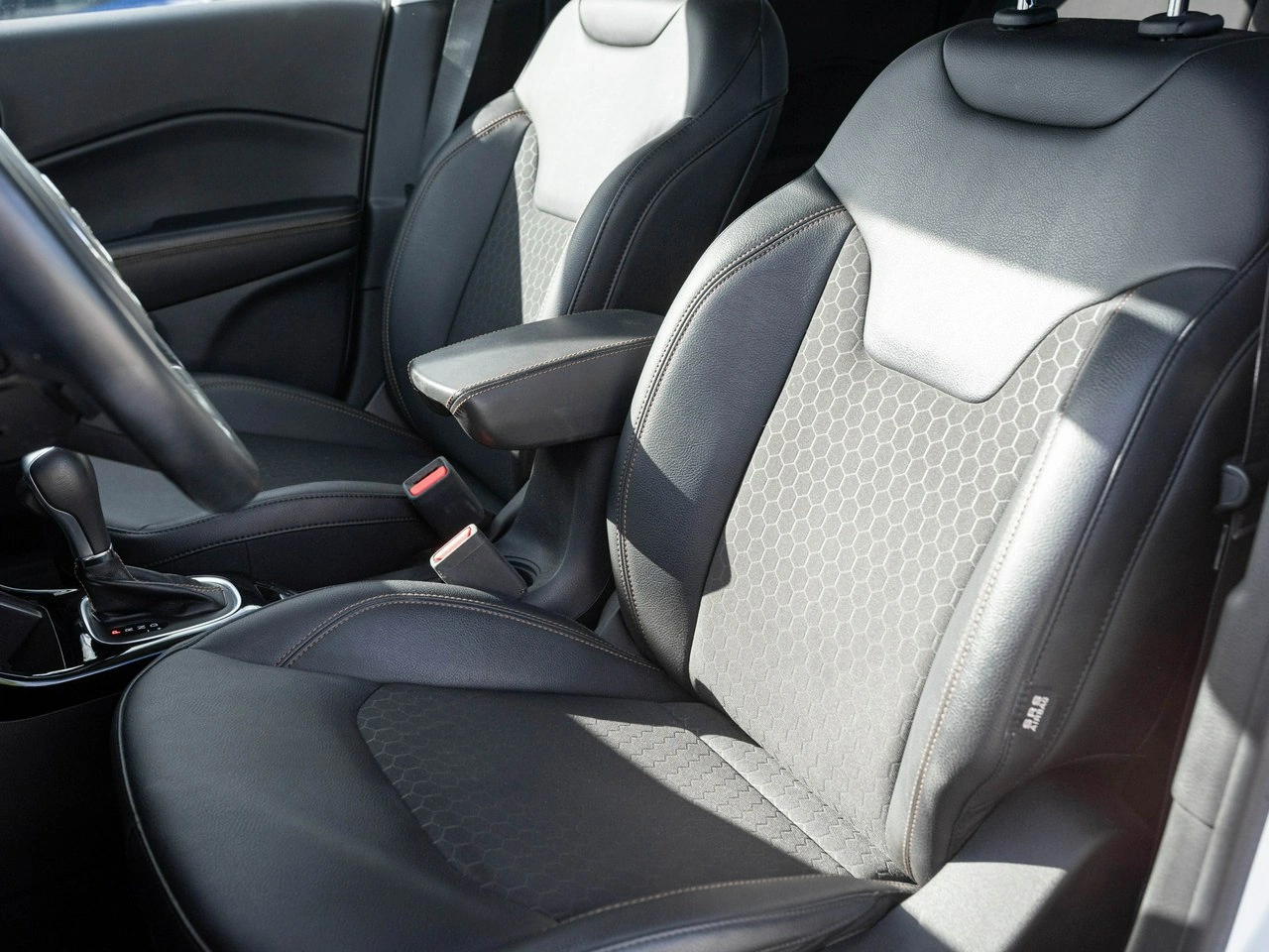 Jeep Compass - Zdjęcie 10