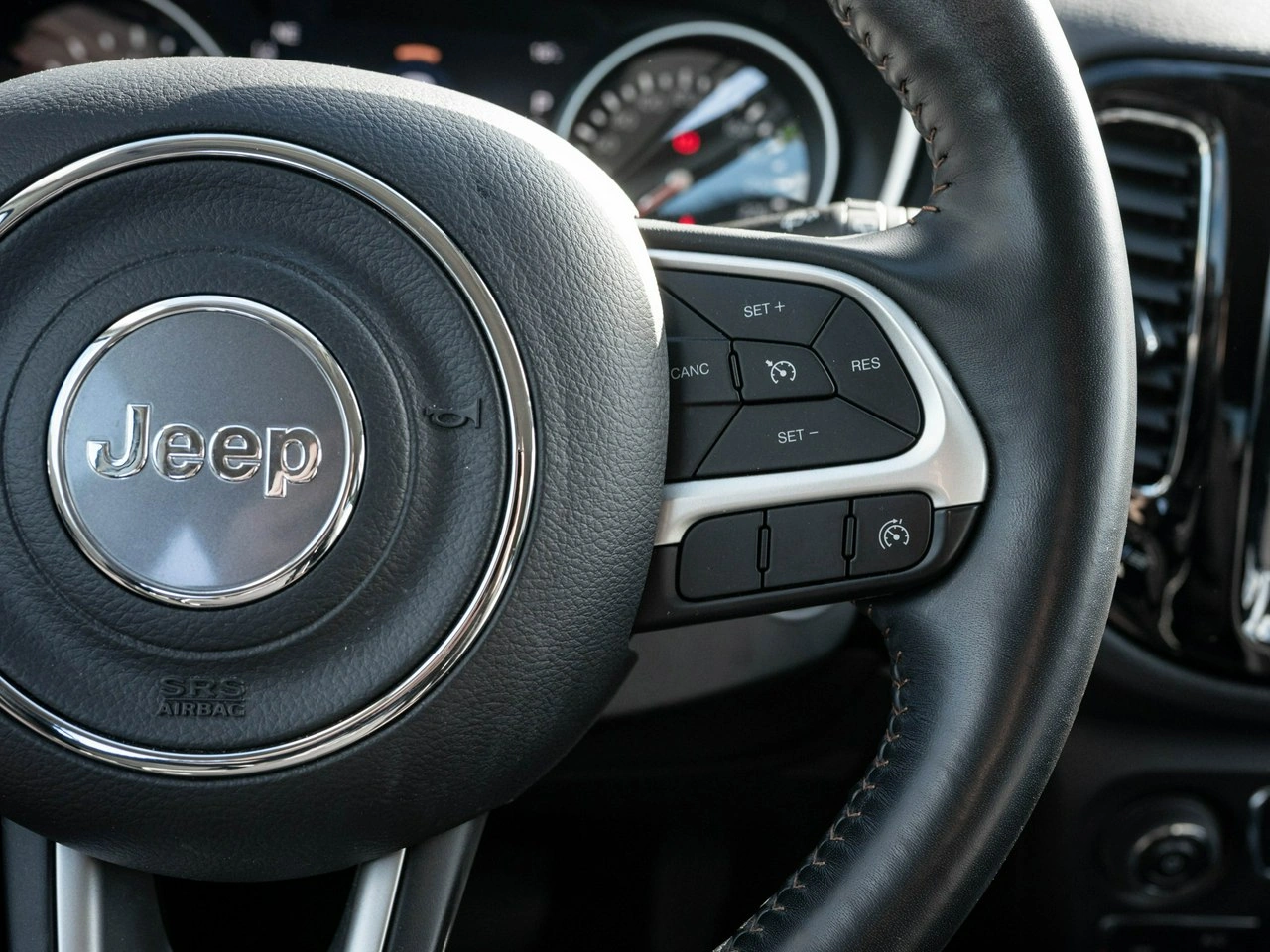 Jeep Compass - Zdjęcie 13