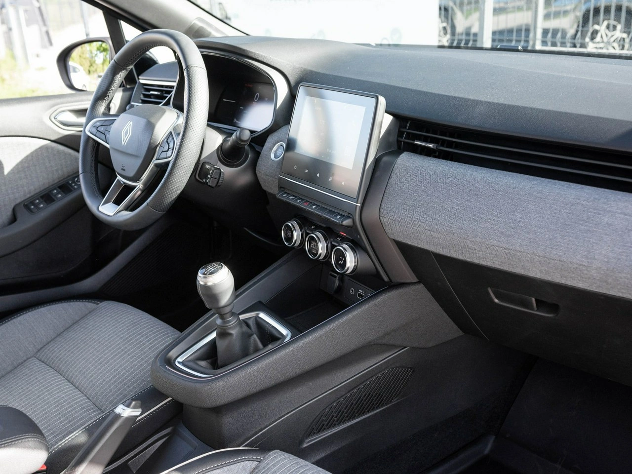 Renault Clio - Zdjęcie 33