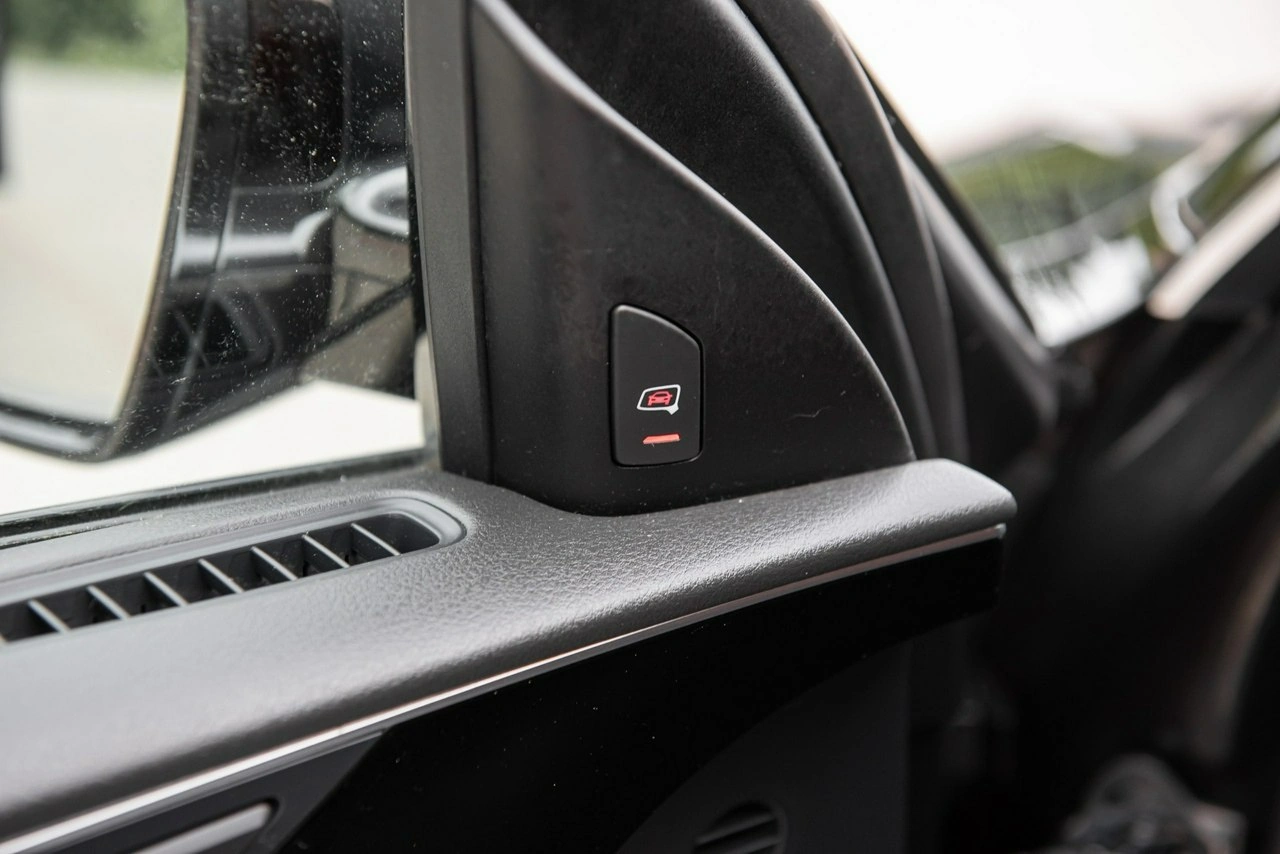 Audi A8 - Zdjęcie 28