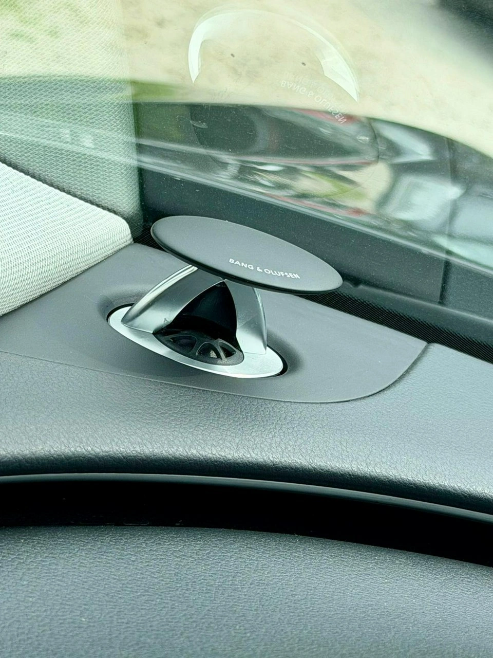 Audi A8 - Zdjęcie 24