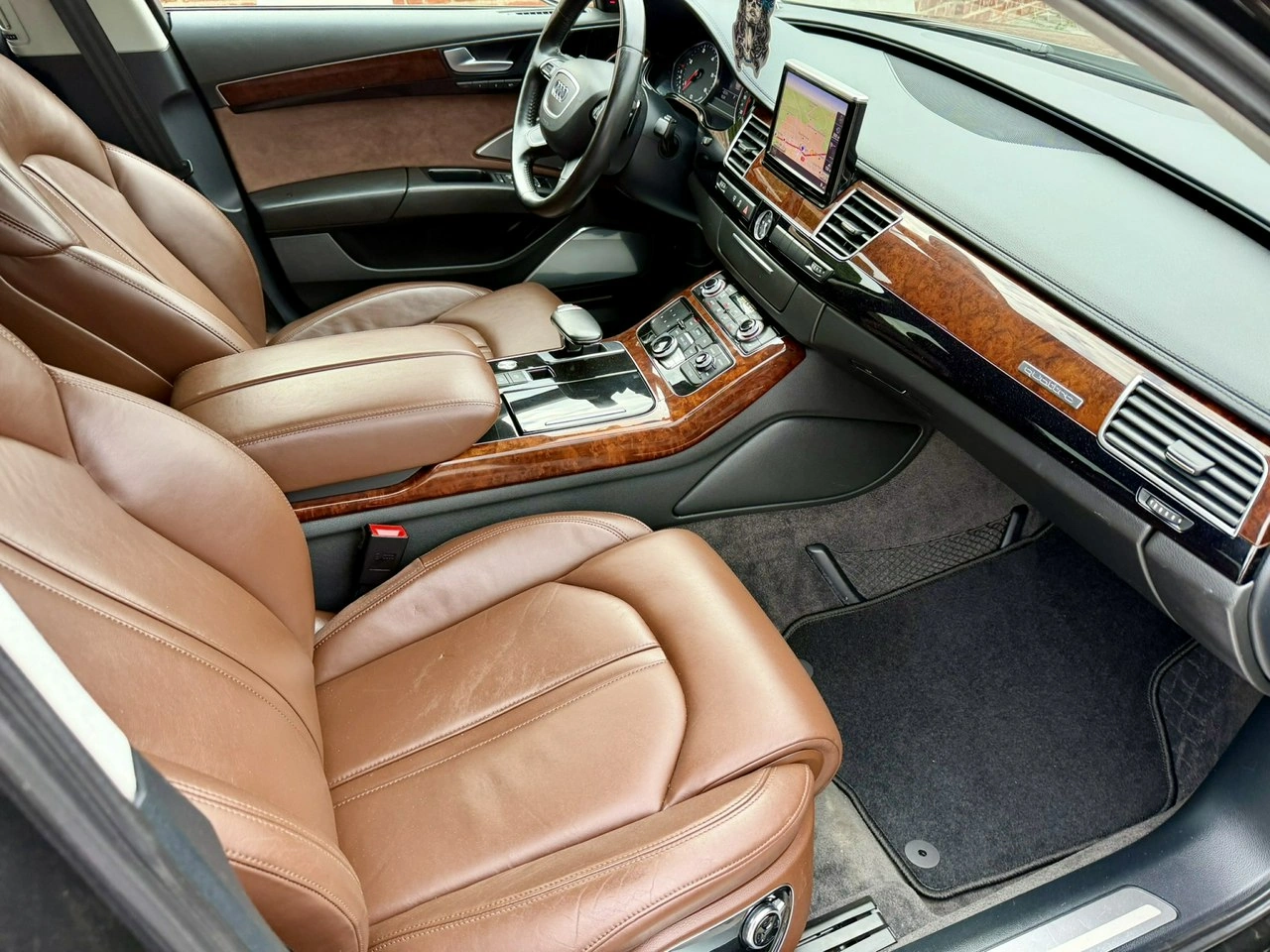 Audi A8 - Zdjęcie 8