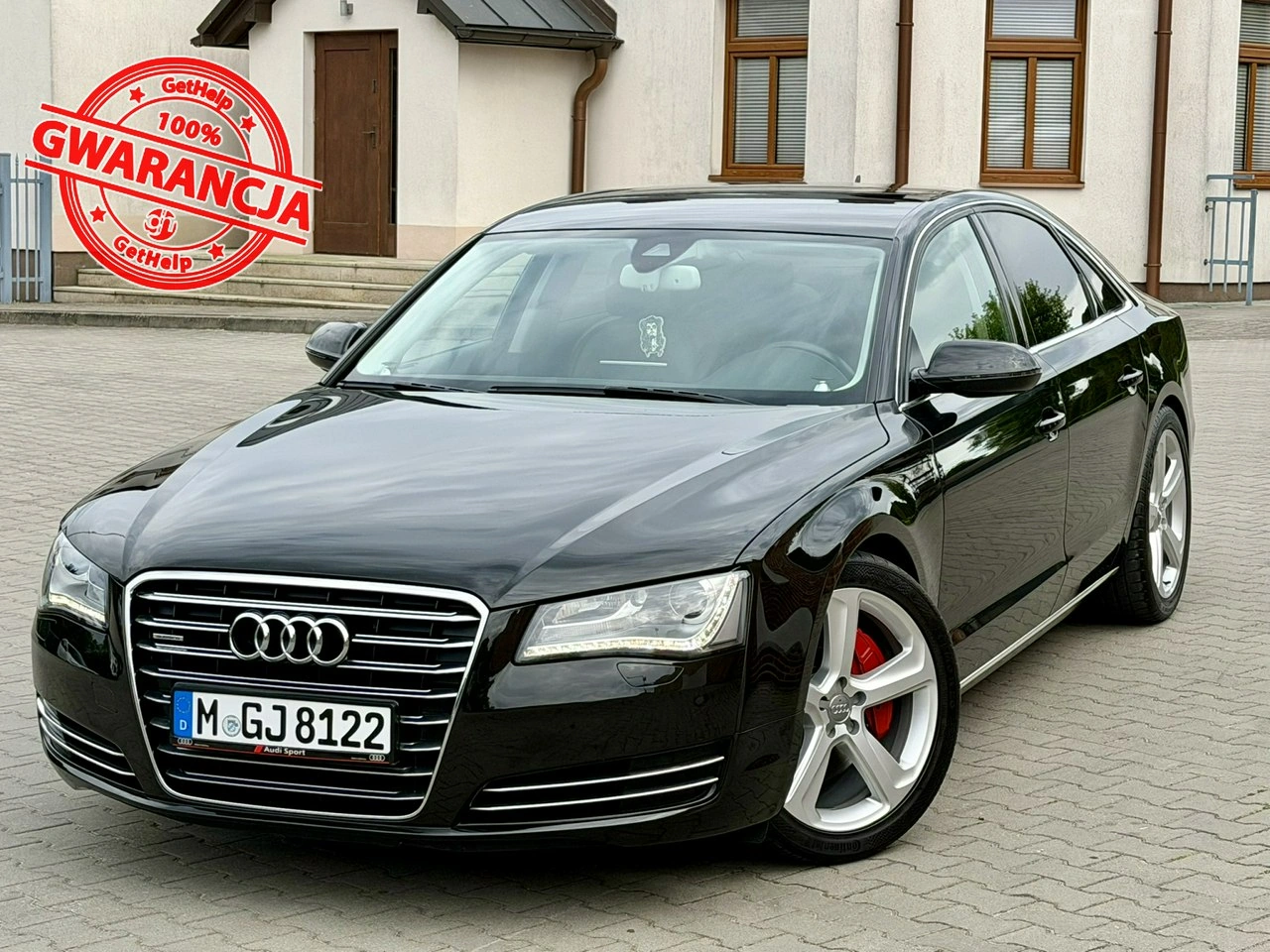 Audi A8 - Główne zdjęcie