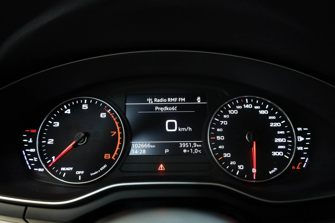 Audi A4 - Zdjęcie 16