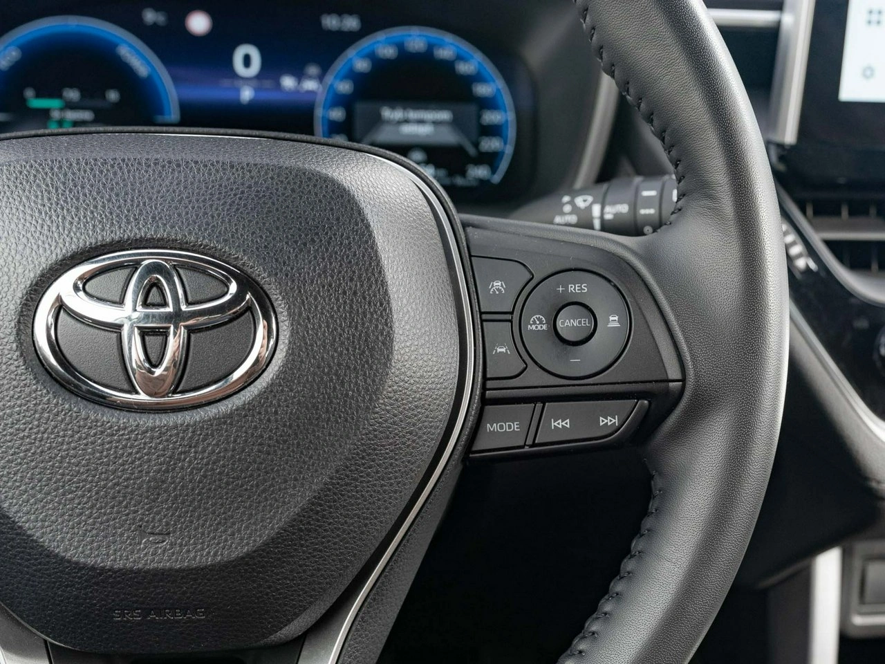 Toyota Corolla Cross - Zdjęcie 16