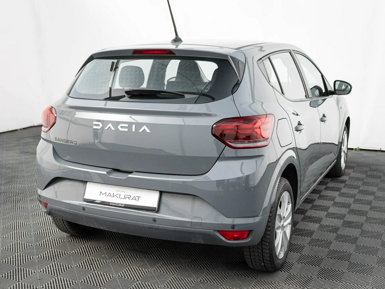 Dacia Sandero - Zdjęcie 4