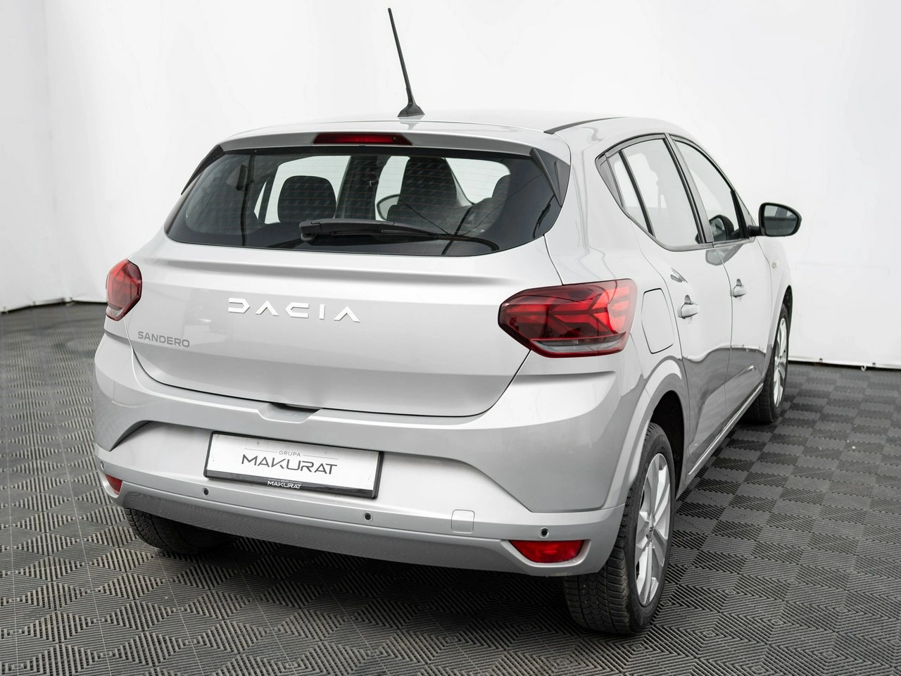 Dacia Sandero - Zdjęcie 4