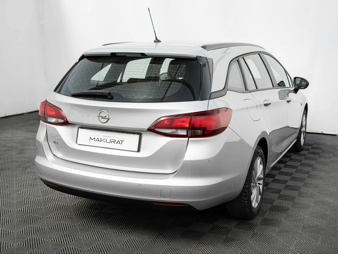 Opel Astra - Zdjęcie 4