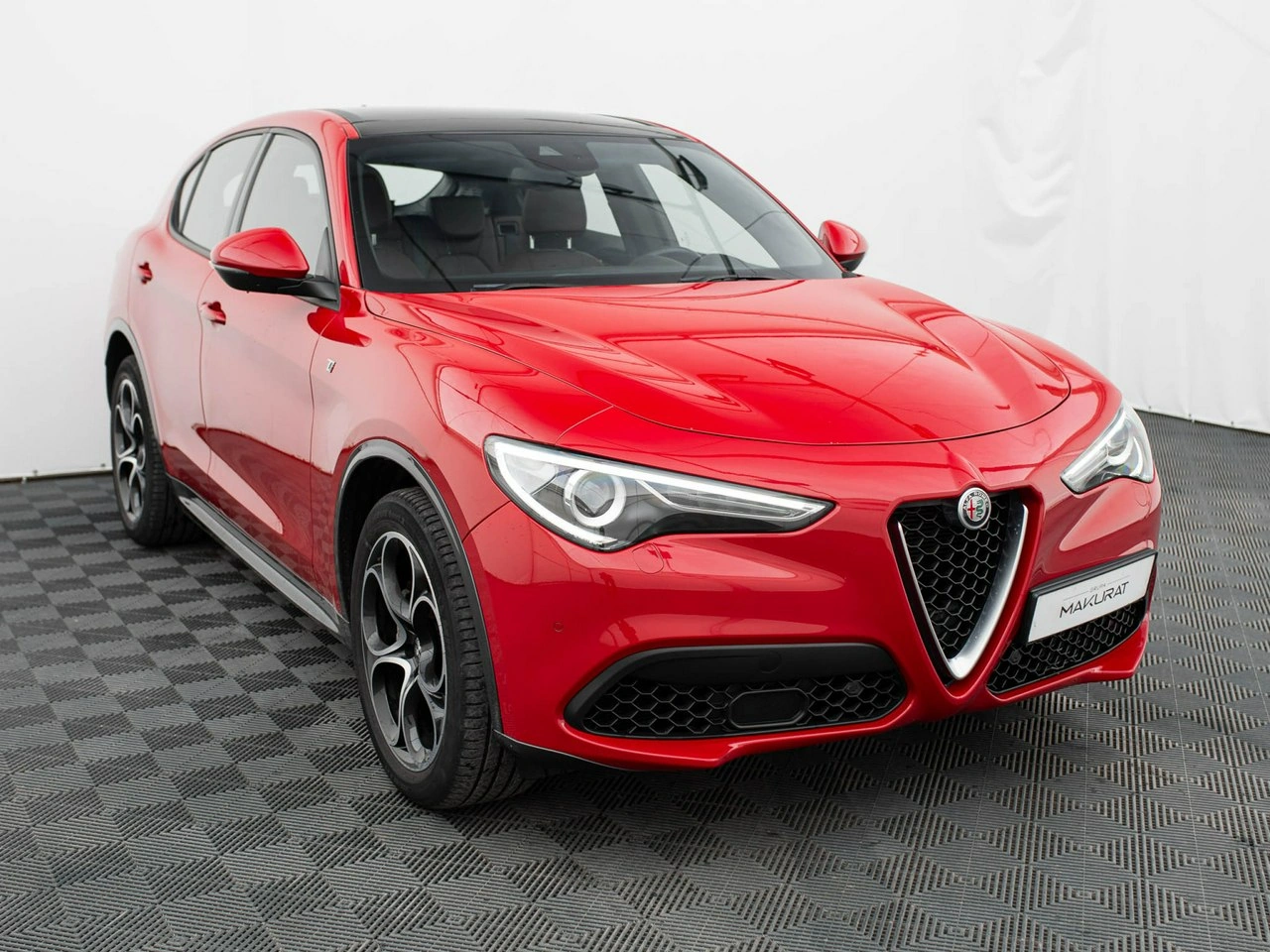 Alfa Romeo Stelvio - Zdjęcie 2