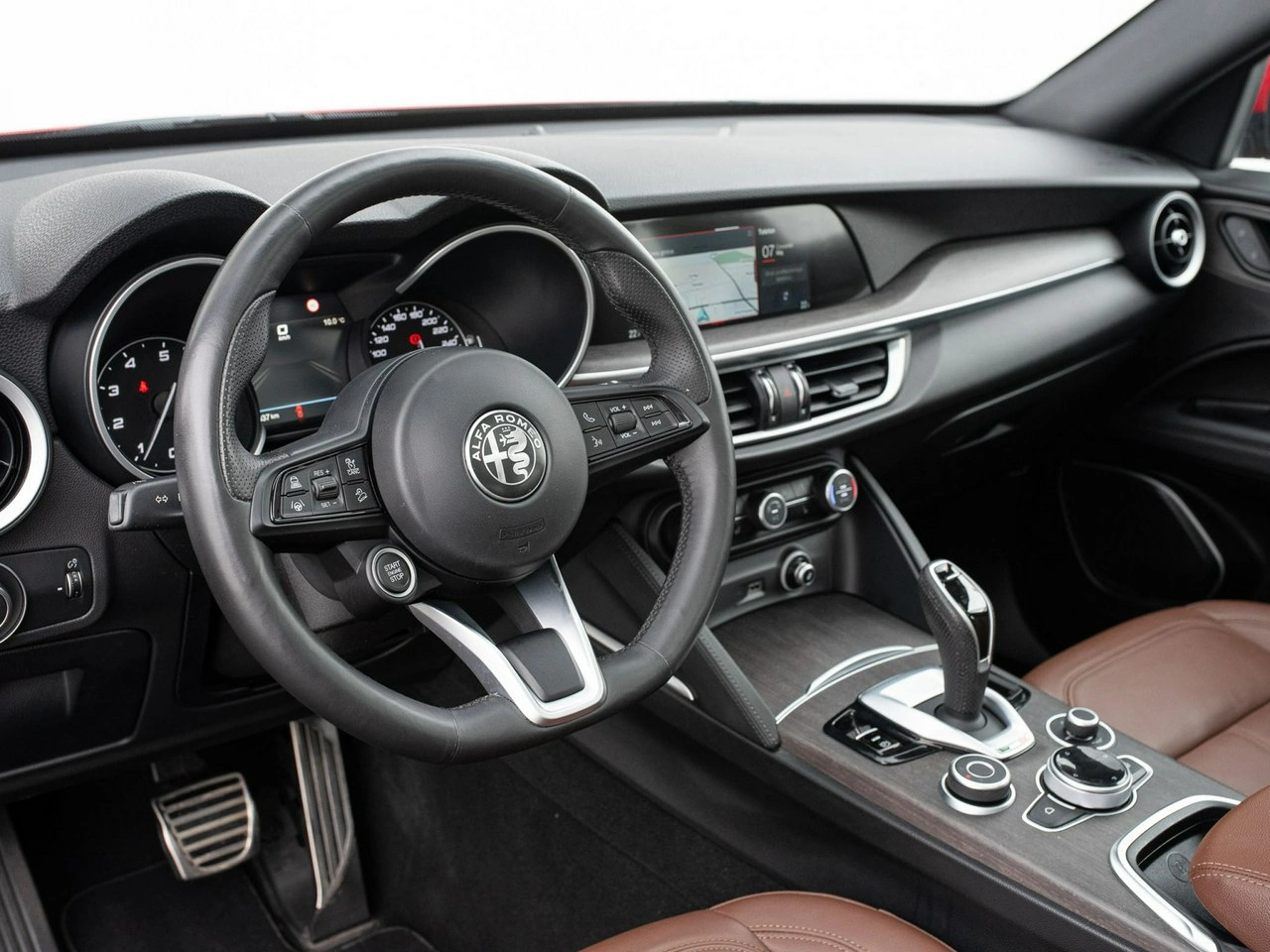 Alfa Romeo Stelvio - Zdjęcie 5