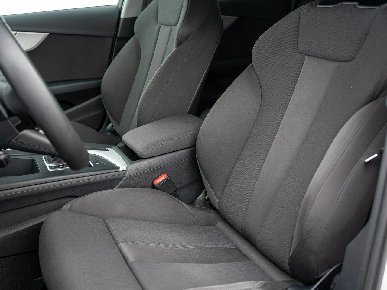 Audi A4 - Zdjęcie 10