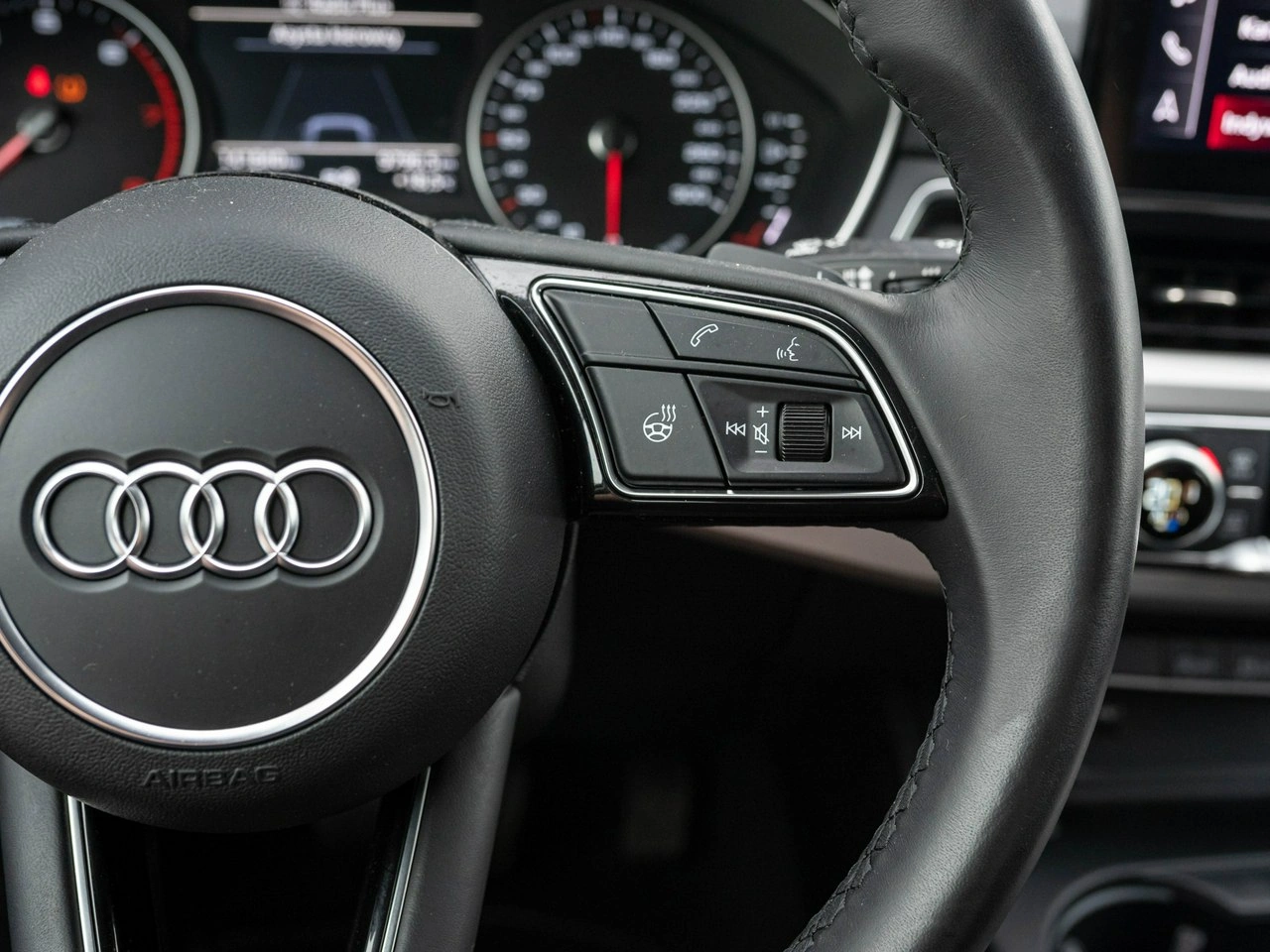 Audi A4 - Zdjęcie 13