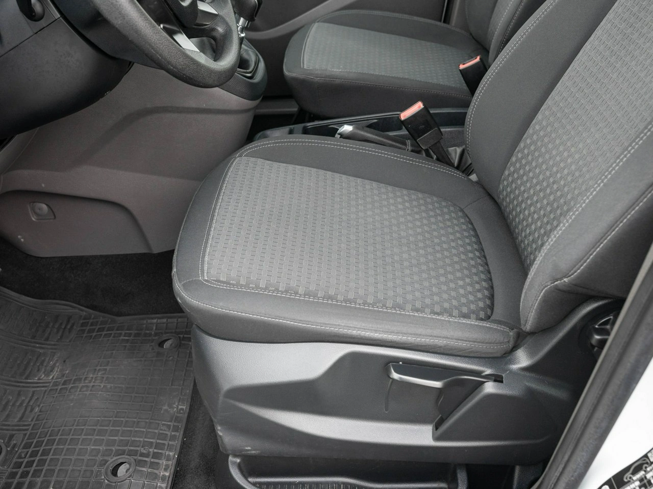 Ford Transit Connect - Zdjęcie 9