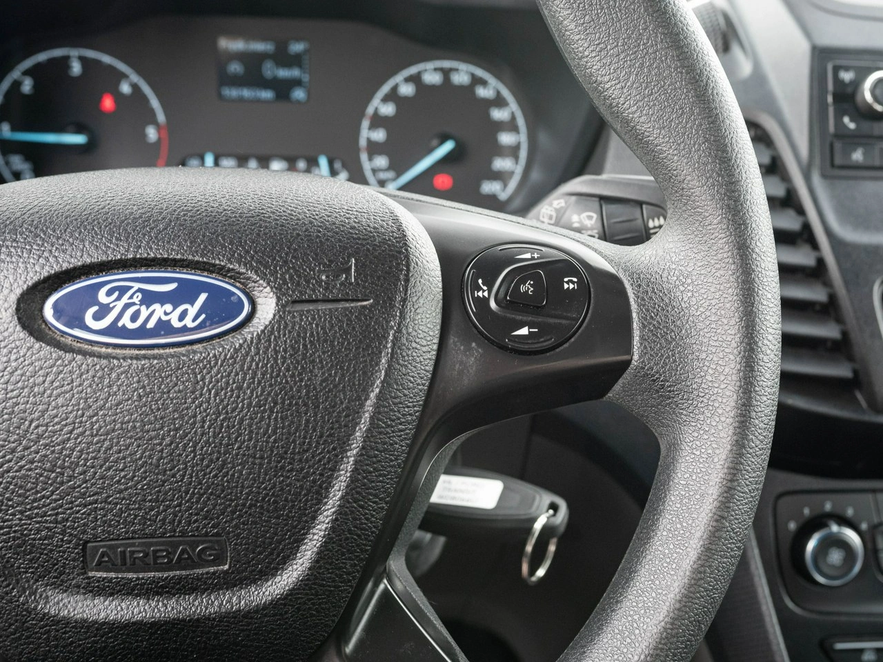 Ford Transit Connect - Zdjęcie 13