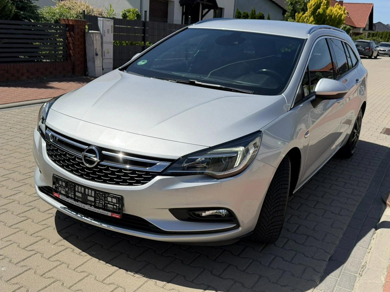 Opel Astra - Zdjęcie 2