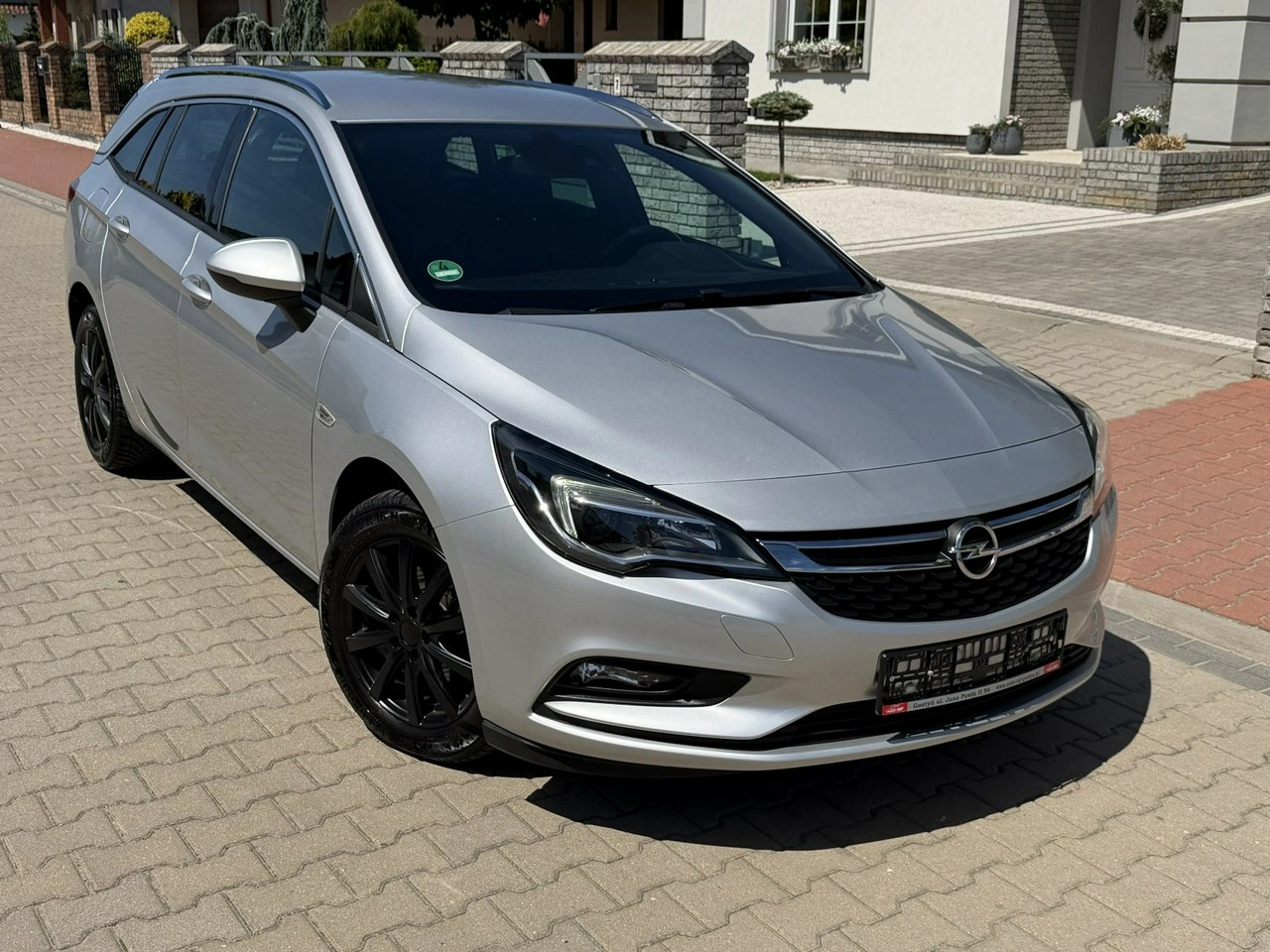 Opel Astra - Główne zdjęcie