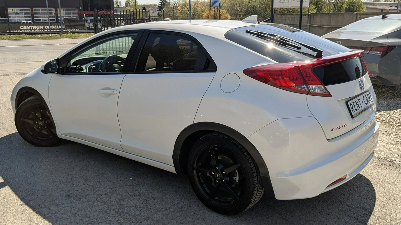 Honda Civic - Zdjęcie 9