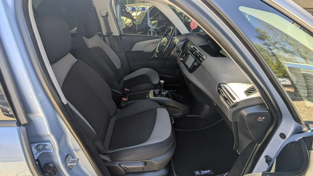 Citroën C4 Grand Picasso - Zdjęcie 18