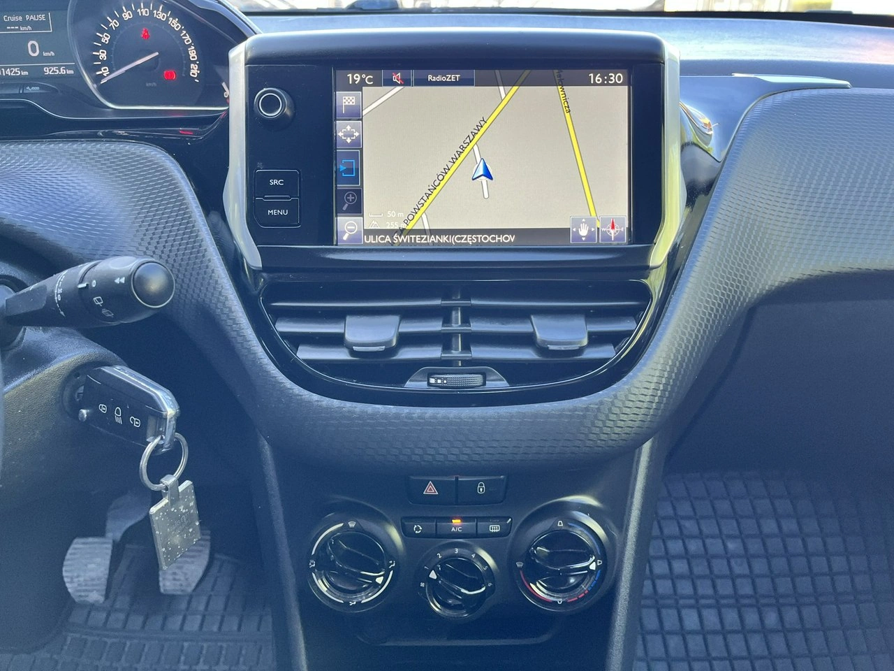 Peugeot 2008 - Zdjęcie 14