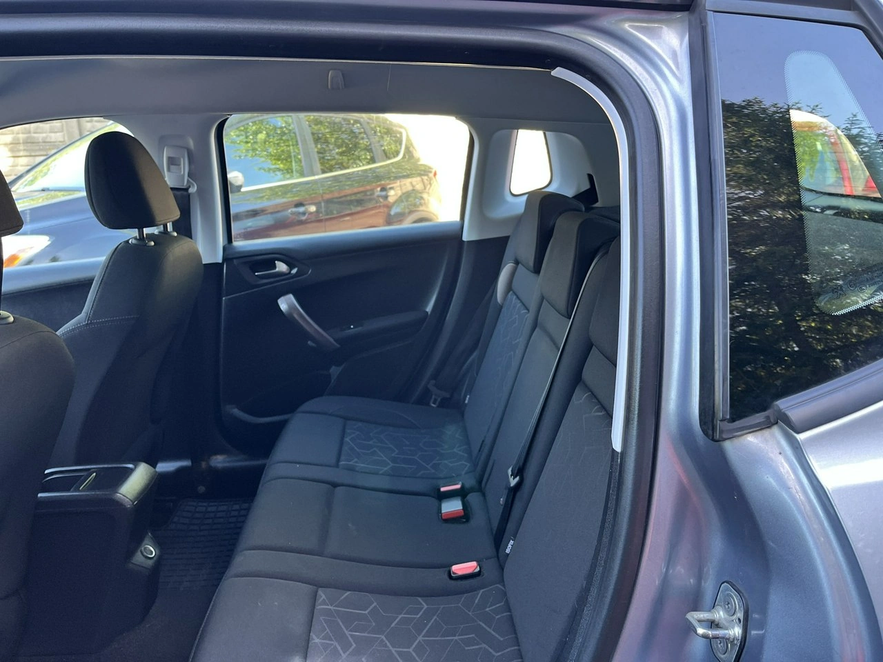 Peugeot 2008 - Zdjęcie 24