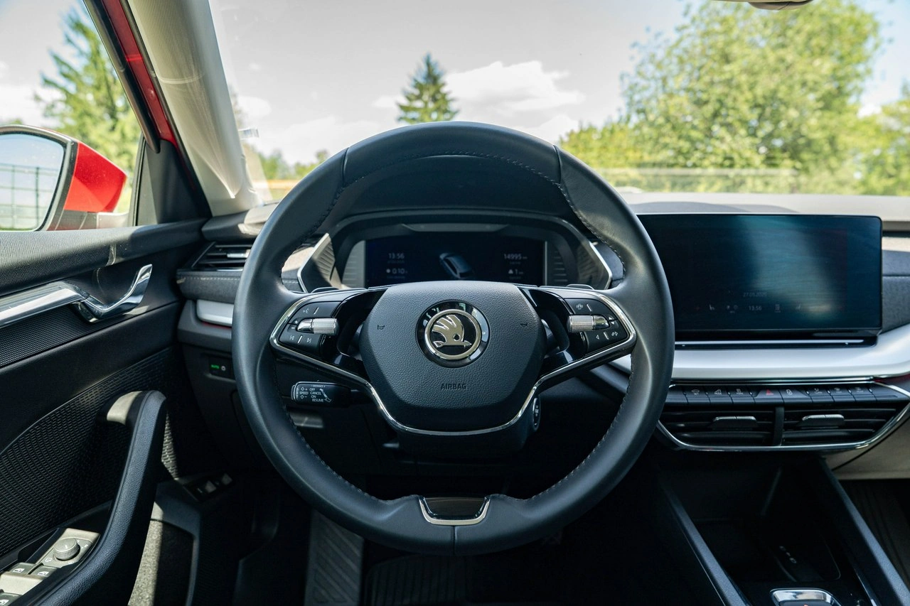 Skoda Octavia - Zdjęcie 16