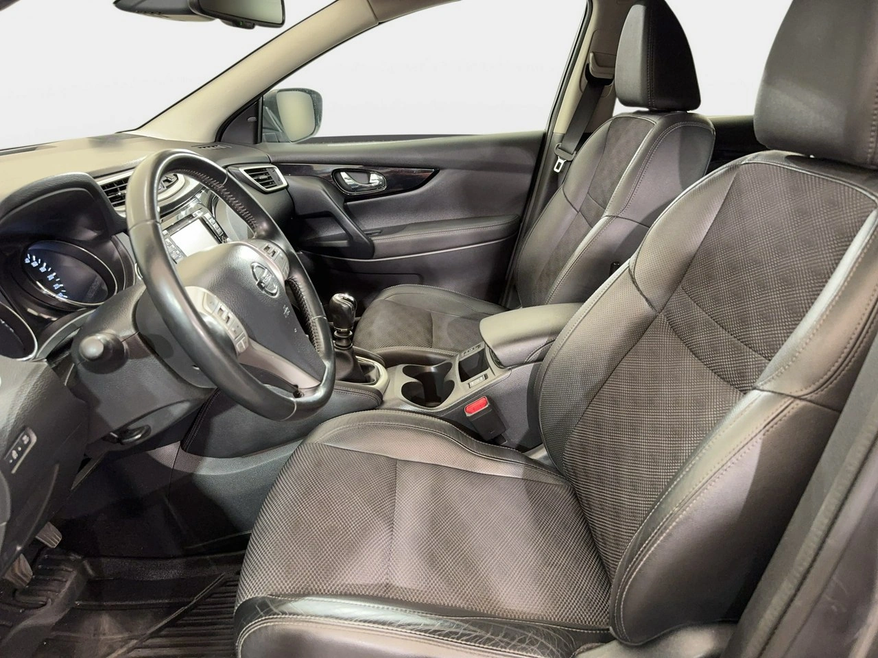 Nissan Qashqai - Zdjęcie 11