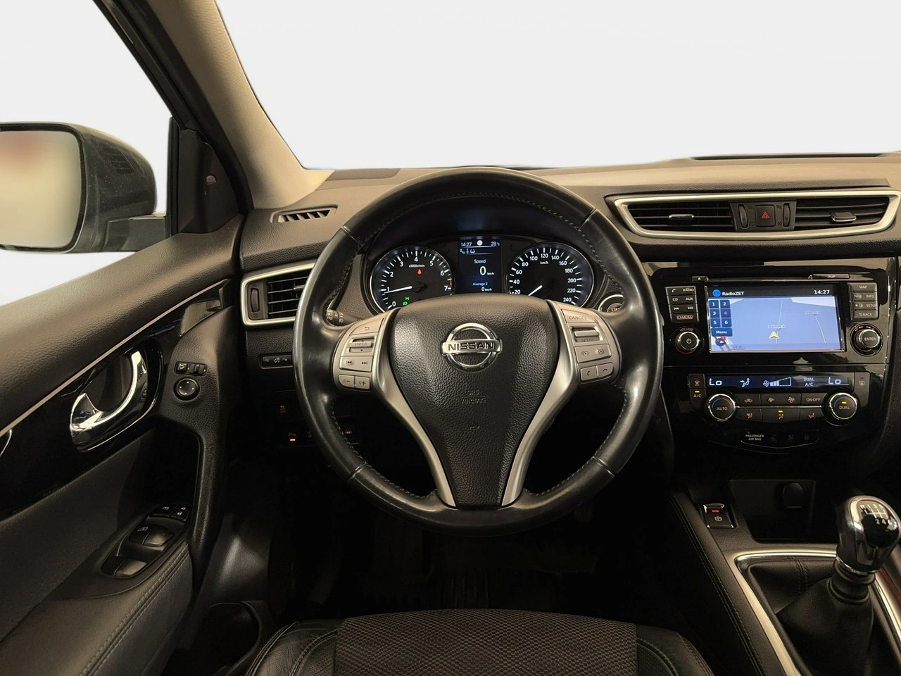 Nissan Qashqai - Zdjęcie 17