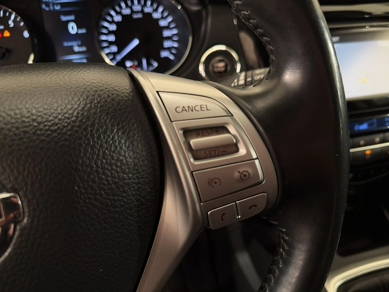Nissan Qashqai - Zdjęcie 19