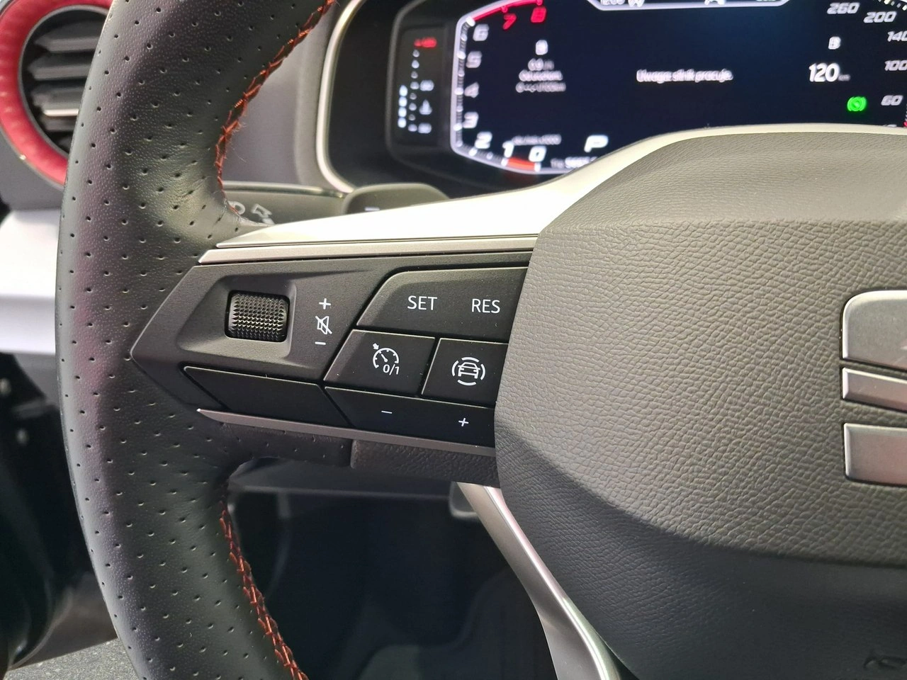Seat Arona - Zdjęcie 12