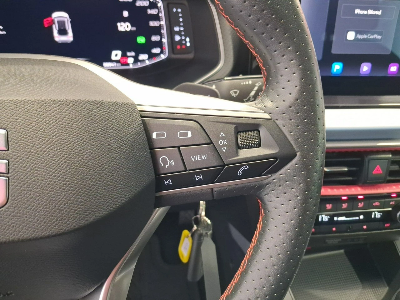 Seat Arona - Zdjęcie 13