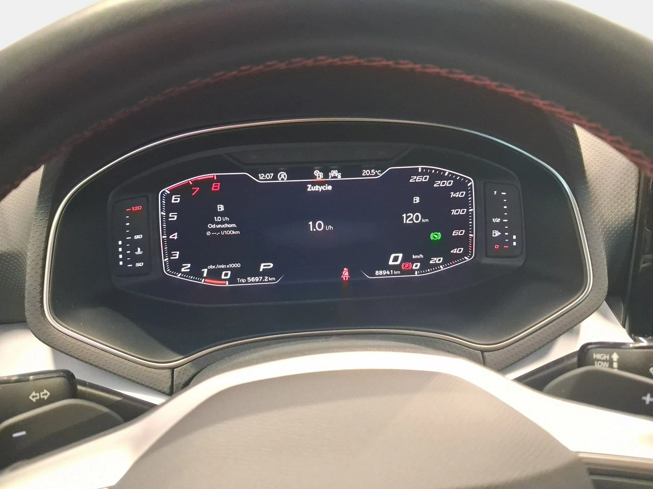 Seat Arona - Zdjęcie 14