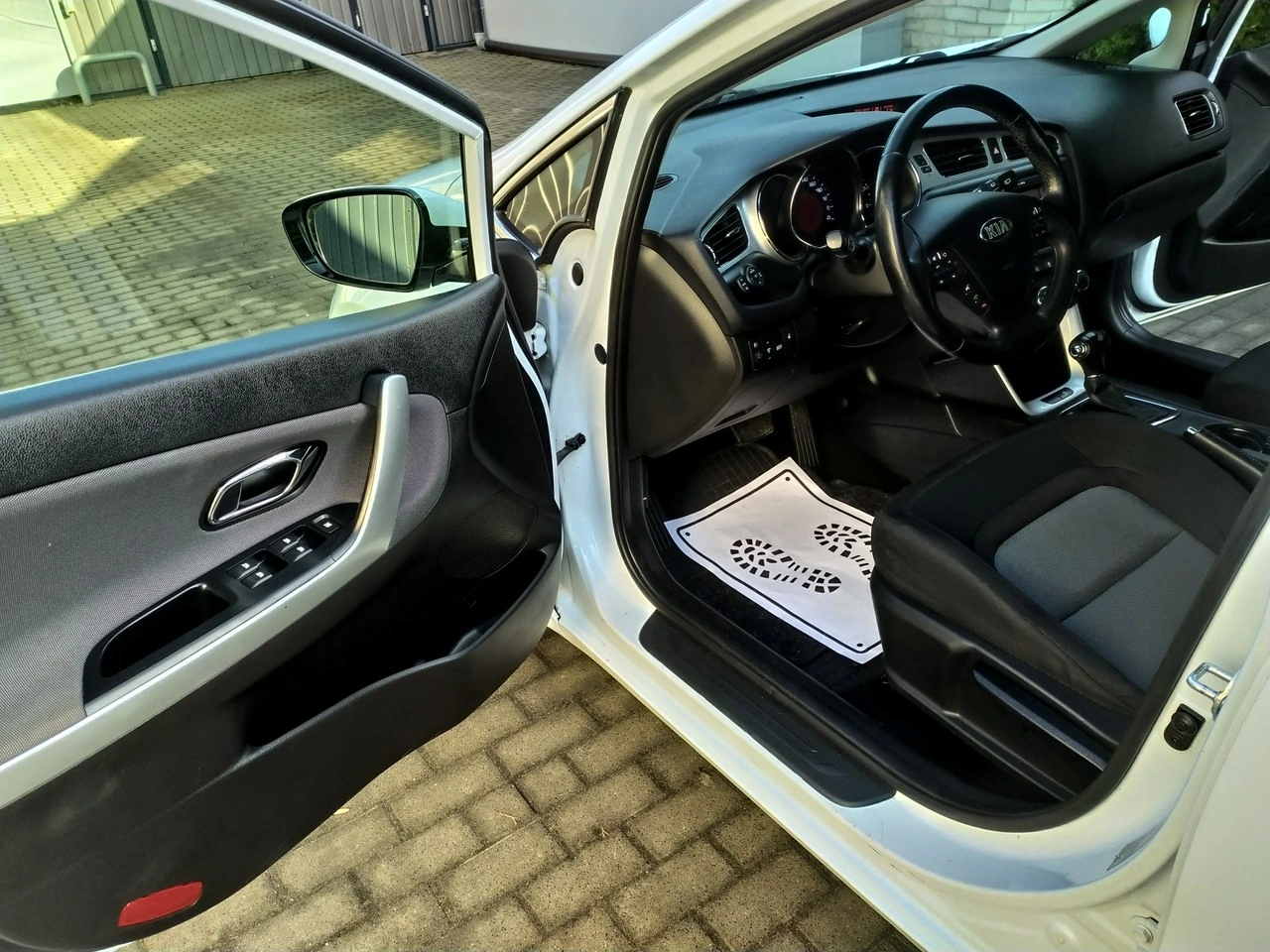 Kia Ceed - Zdjęcie 13