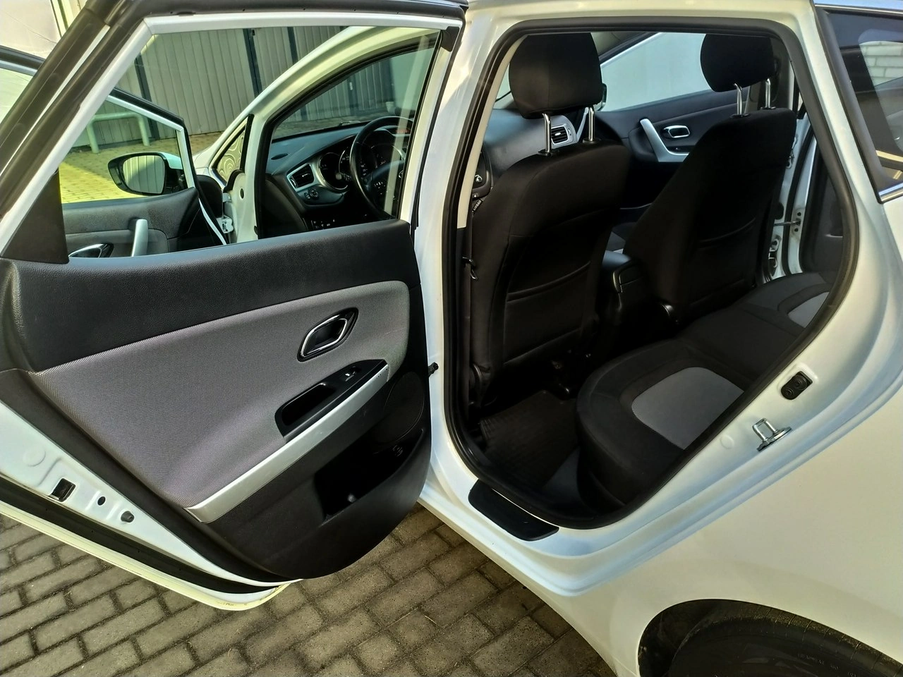 Kia Ceed - Zdjęcie 20
