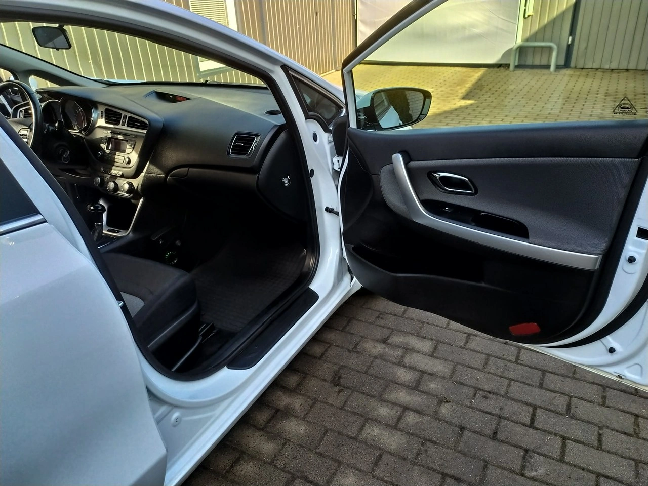 Kia Ceed - Zdjęcie 23