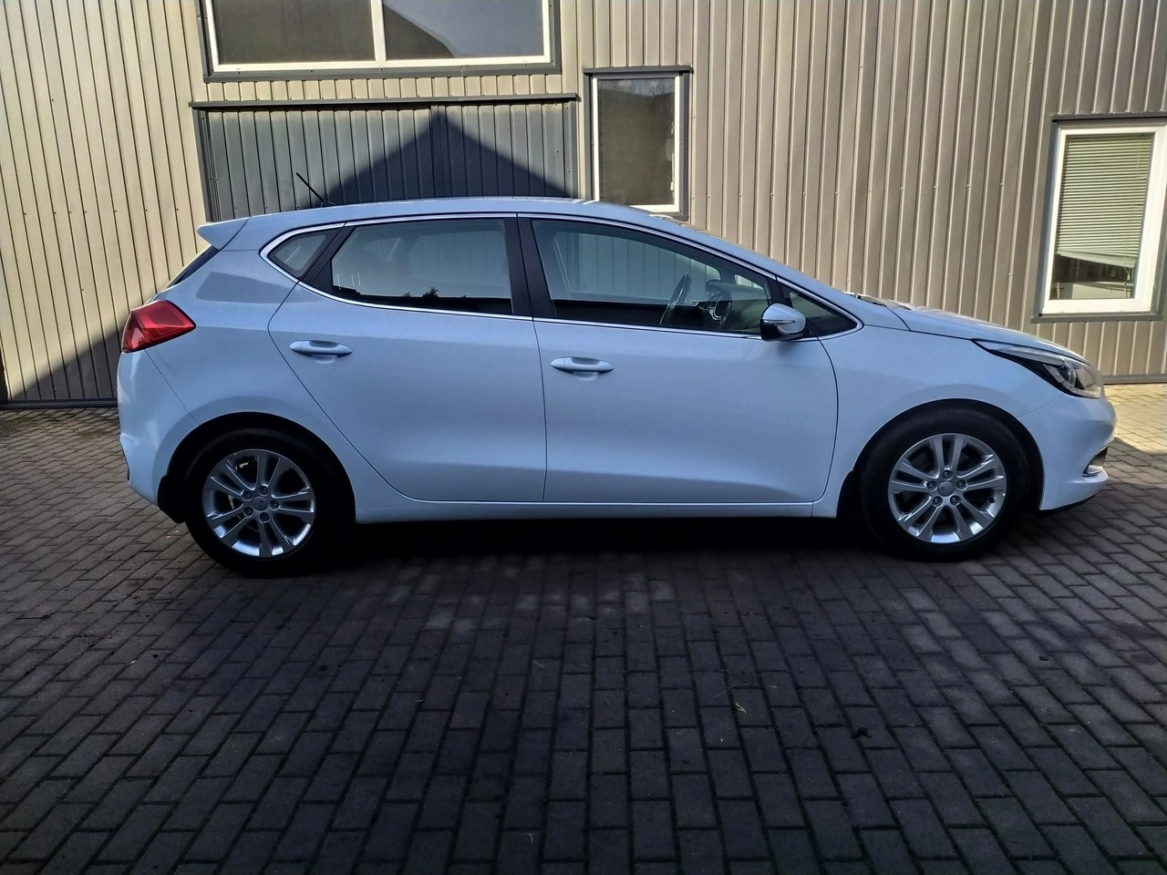 Kia Ceed - Zdjęcie 7