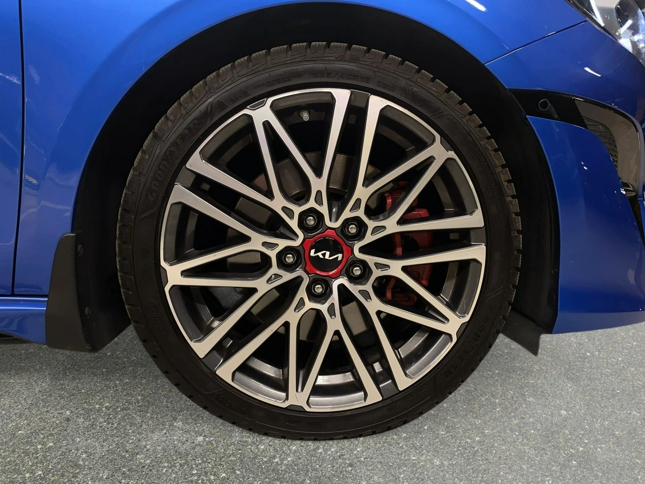 Kia Ceed - Zdjęcie 9