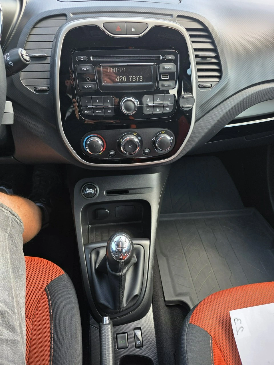 Renault Captur - Zdjęcie 10