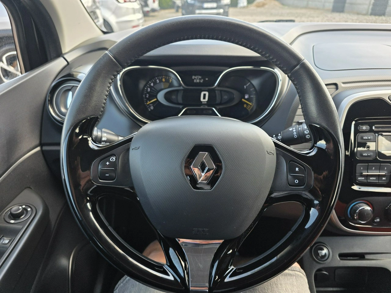 Renault Captur - Zdjęcie 33