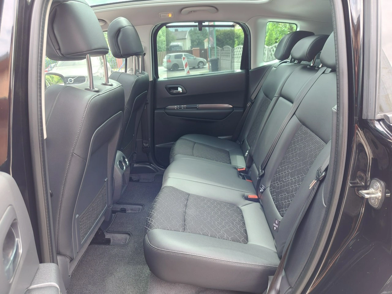Peugeot 3008 - Zdjęcie 27