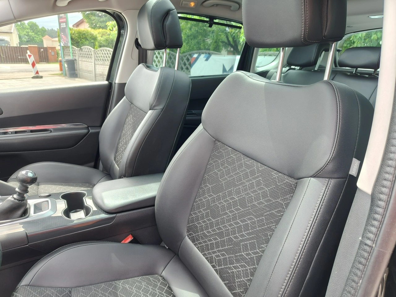 Peugeot 3008 - Zdjęcie 15