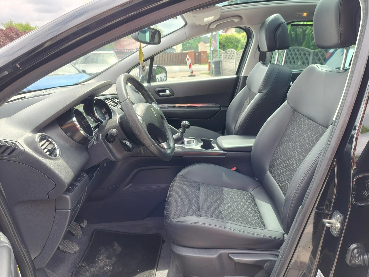 Peugeot 3008 - Zdjęcie 13