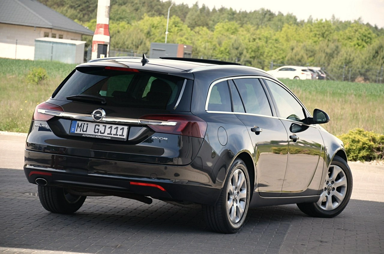 Opel Insignia Sports Tourer - Zdjęcie 10